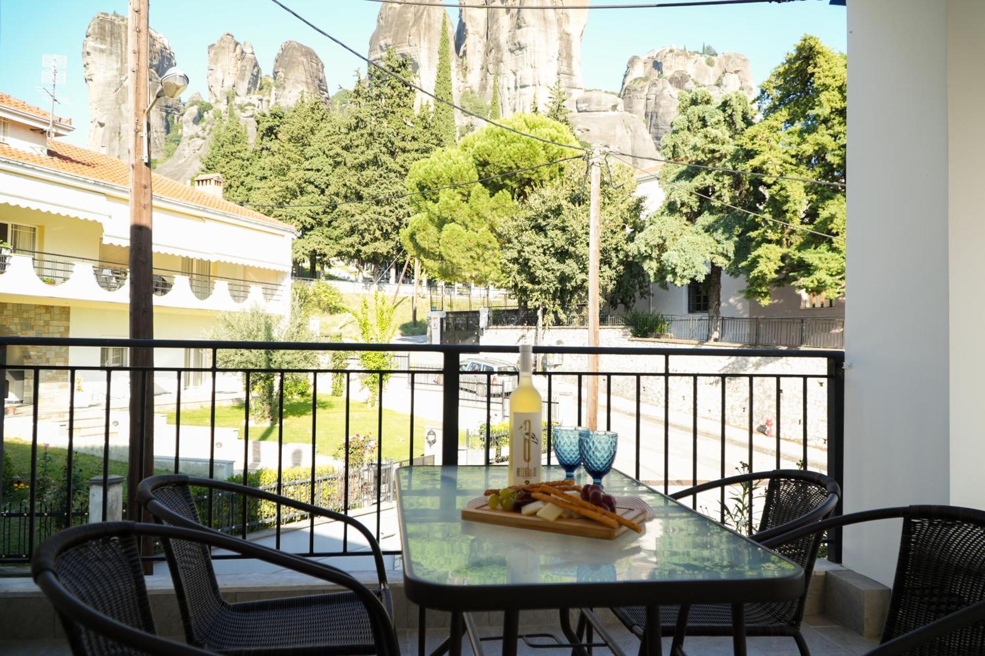 Home With View 칼람파카 외부 사진